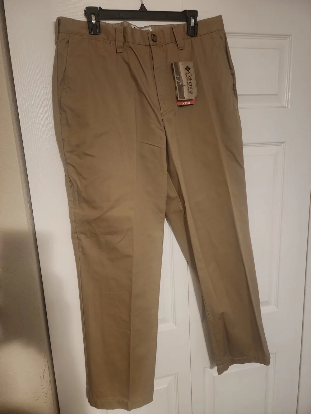 Columbia Men's Khaki Tan Chino Pants